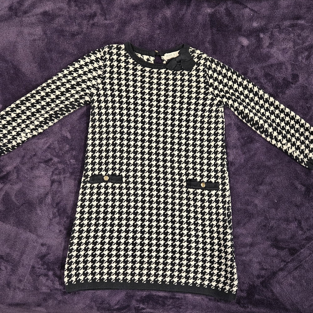 Girls Black and White Sheath Dress with Long Sleeves